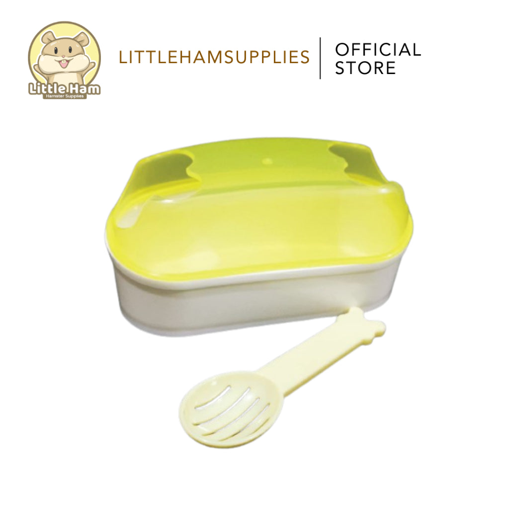 2 Door Bathroom Small with scooper